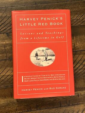 Harvey Penick’s Little Red Book Golf Book